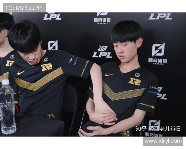 赛后分析：RNG与TES对决中的策略与实力较量探讨