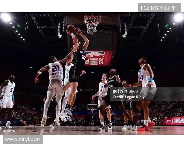 2018夏季联赛火箭与马刺激战回顾精彩瞬间与球员表现分析 2018夏季联赛火箭与马刺激战回顾精彩瞬间与球员表现分析